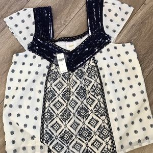 Anthropologie Maeve Top Size Medium NWTs